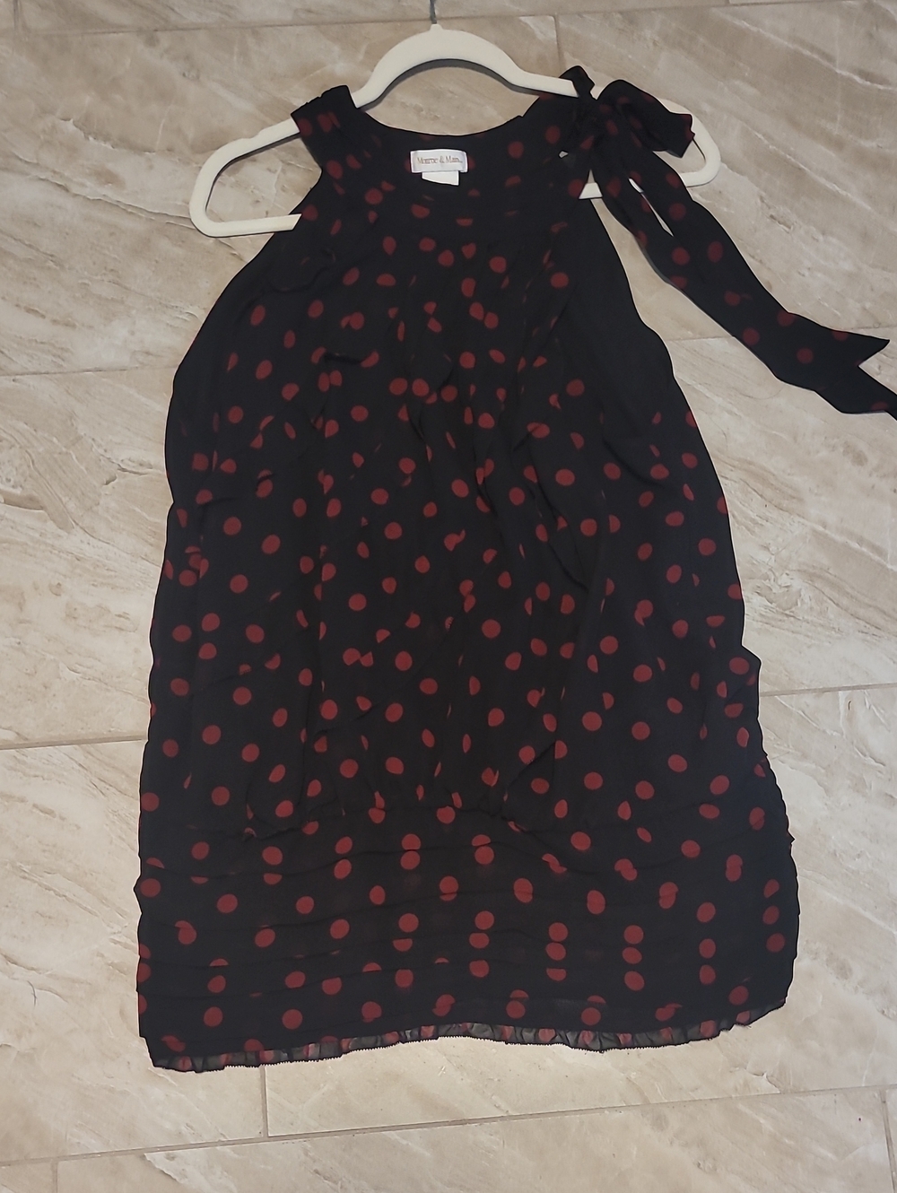 Monroe & Main Black & Red Polka Dots